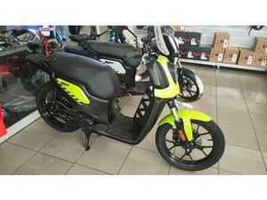 VENDO FANTIC MOTOR ISSIMO CITY L1 (2023 - 26) NUOVA A CERNUSCO LOMBARDONE (CODICE 9682077) - MOTO.IT