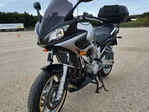 YAMAHA - FZ6 FAZER