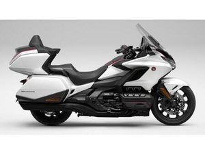 VENDO HONDA GL 1800 GOLD WING TOUR (2025 - 26) NUOVA A GENOVA (CODICE 9874365) - MOTO.IT