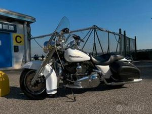 ROAD KING CUSTOM 2007