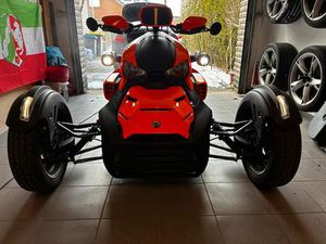 CAN-AM RYKER DREIRAD-MOTORRAD MIT SOFTWARE UPDATE