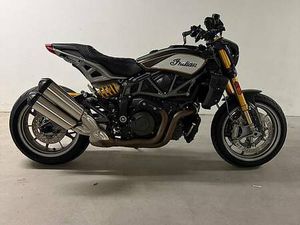 INDIAN FTR 1200 CARBON (2023) - WIE NEU - 5200 KM - FRISCH CANTON ARGOVIE -