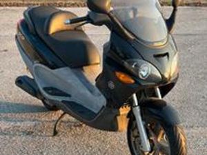 PIAGGIO X9 250