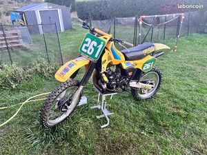 SUZUKI 250 RM