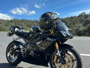 TRIUMPH DAYTONA 675