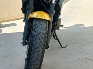 VENDS MOTO YAMAHA XJ6
