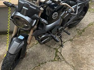 ZONTES 125 SCRAMBLER X AVEC SUPPORT TOP CASE INCLUS