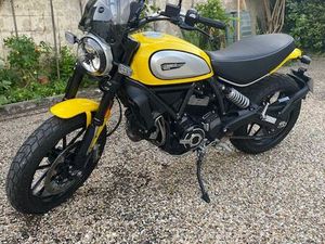 DUCATI SCRAMBLER 800 ICON