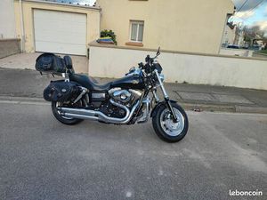 MOTO HARLEY-DAVIDSON FAT BOB