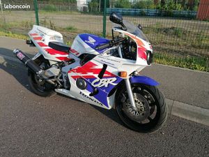HONDA CBR