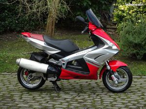 JETFORCE COMPRESSOR PEUGEOT 125 CC ROUGE