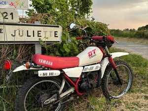 YAMAHA 50 DT