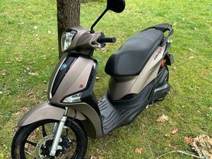 SCOOTER PIAGGIO LIBERTY 50S 2022