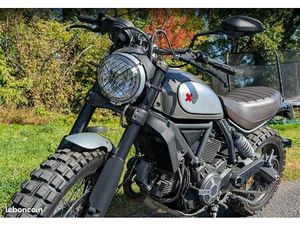 DUCATI SCRAMBLER 800 URBAN ENDURO