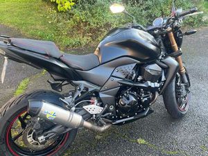 KAWASAKI Z750 BLACK ÉDITION