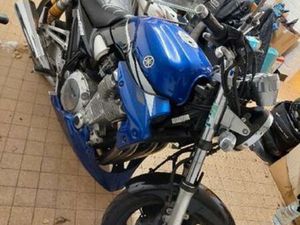 YAMAHA 1300 SUR SP SARRON BLEUE À CARBUS