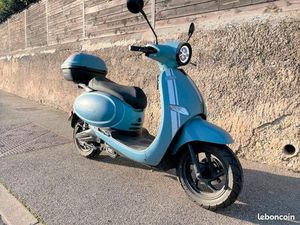 PINK MOBILITY PINK POP PLUS 5000W - EQUIVALENT 125 - 1ERE MAIN