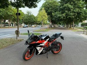 KTM RC390