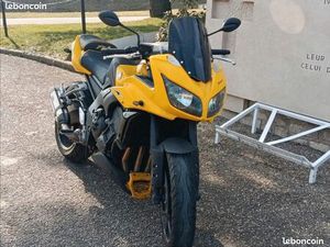 YAMAHA FAZER 1000