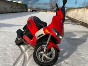 GILERA RUNNER 150CC OP BROM — SCOOTERS | PIAGGIO — MARKTPLAATS