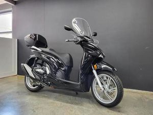 ② HONDA SH 350 (A2) (ANNÉE DE CONSTRUCTION 2024)
