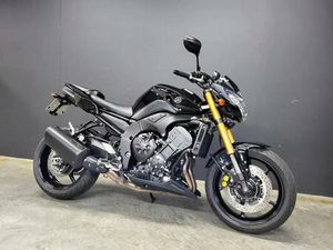 ② YAMAHA FZ8 (ANNÉE DE CONSTRUCTION 2011)