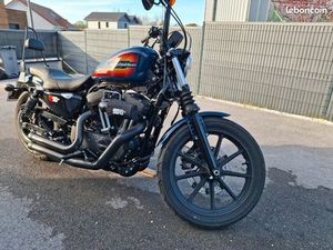 HARLEY DAVIDSON SPORSTER IRON 1200