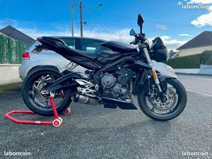 TRIUMPH STREET TRIPLE 765 S