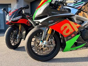 APRILIA RSV4 RF 2016 RACE + RSV4 FACTORY 2021 ROAD
