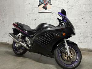 ② SUZUKI RF 600