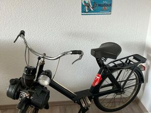 VELO SOLEX AUS 1972 MIT PATINA, PAPIERE VORHANDEN