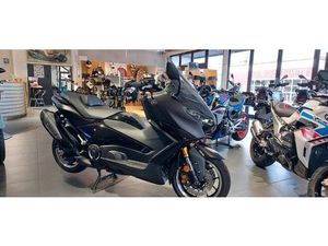 YAMAHA T-MAX 560 TECH MAX 2025 NEU 5 J. GARANTIE
