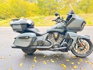 INDIAN PURSUIT DARK HORSE