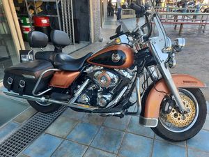 HARLEY-DAVIDSON ROAD KING