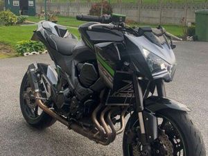 KAWASAKI Z800E