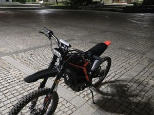 SURRON LIGHT BEE →