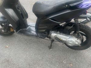 SCOOTER PIAGGIO TYPHOON