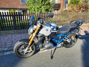BMW R 1200 R AUS ERSTER HAND MIT BMW NAVIGATOR 6 UND BMW KOFFERN