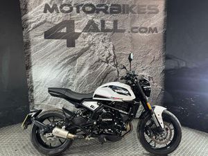 MOTO MORINI SEIEMMEZZO 649 CC