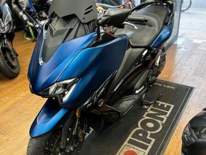 YAMAHA TMAX 530 DX