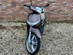 PEUGEOT TWEET 2012 — SCOOTERS | PEUGEOT — MARKTPLAATS