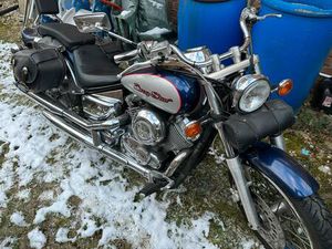 YAMAHA XVS 650 DRAGSTAR CRUISER MIT WINDSCHUTZSCHEIBE