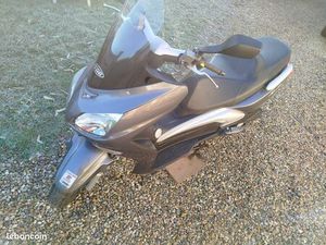 SCOOTER TGB XMOTION 125 ANNÉE 2011