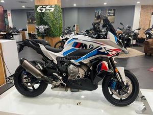 BMW - M 1000 XR