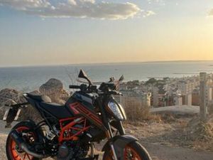 KTM - DUKE 125 BLACK 2023
