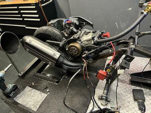 SUCHE SKR 125 MOTOR!!