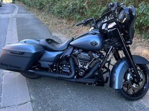 HARLEY DAVIDSON STREET GLIDE 114 SPÉCIAL
