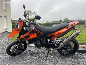 KTM 690 SM CONTRÔLE OK