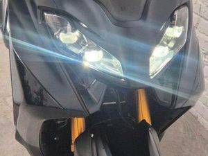 ② T MAX 560 TECH MAX