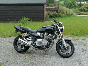 1300 XJR